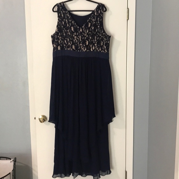 Navy Formal Dress - Picture 5 of 8